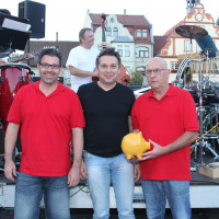 SPD-Kreisvorsitzender Carsten Höllein mit dem OV-Vorsitzenden Markus Geflitter (links) und 2. Bürgermeister Axel Dorscht.